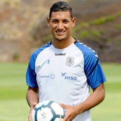 Bryan Acosta no entrena con Tenerife a espera de FC Dallas