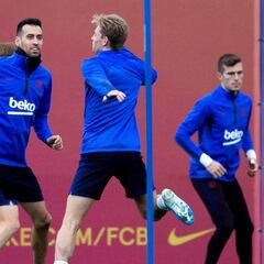 El Barça vuelve al trabajo sin Sergi Roberto ni Wagué