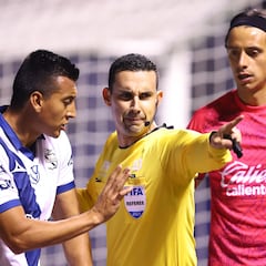 (L-R), Daniel Alvarez of Puebla, referee Cesar Arturo and Jose Antonio Rodriguez of Tijuana during the game Puebla vs Tijuana, corresponding to Round 07 of the Torneo Apertura 2023 of the Liga BBVA MX, at Cuauhtemoc Stadium, on September 01, 2023.
<br><br>
(I-D), Daniel Alvarez of Puebla, Arbitro Cesar Arturo y Jose Antonio Rodriguez de Tijuana durante el partido Puebla vs Tijuana, correspondiente a la Jornada 07 del Torneo Apertura 2023 de la Liga BBVA MX, en el Estadio Cuauhtemoc, el 01 de Septiembre de 2023.