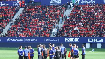 Entrenamiento de Osasuna ante más de 5.000 escolares.