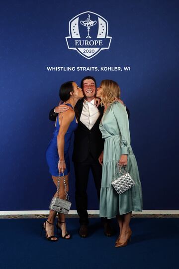 Viktor Hovland, Angela Akins Garcia y Emma Lofgren.