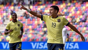 Kendry Páez, con Ecuador.