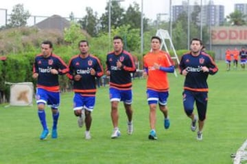 Los jugadores de la U trabajan en el CDA.