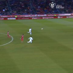 Pudo dar la vuelta al mundo: la flor de Zidane lo evitó...