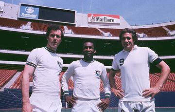 Fran Beckenbauer, Pelé y Chinaglia, con el Cosmos. 