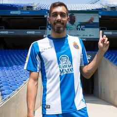 Borja Iglesias: "No creo que tenga que ser el nuevo Gerard"