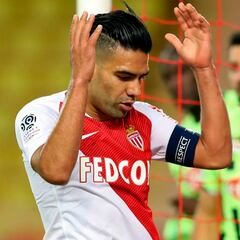 Falcao ovacionó a un jugador del Cúcuta Deportivo