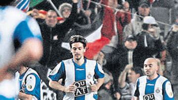 <b>ESTO SÍ ES UN 'CLAM'. </b>El Espanyol celebra un gol en el Estadi Olímpic ante una afición exultante.