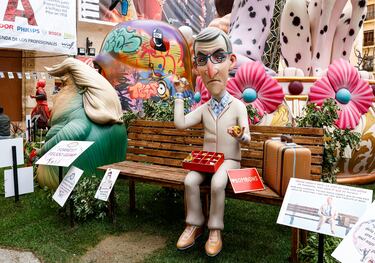 Este miércoles, 19 de marzo y día de San José, se celebrará el emocionante "Día de la Cremà" en las Fallas de Valencia, donde más de 700 monumentos que los artistas falleros han levantado por toda la ciudad arderán en un espectáculo impresionante. Marcando el broche de oro de la fiesta más emblemática de Valencia y una de las más multitudinarias de toda España. La noche se iluminará con fuegos artificiales.