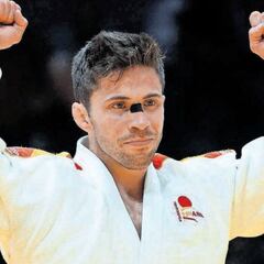 Fran Garrigós se cuelga el bronce en Abu Dabi