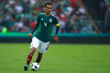 'El eterno capitán' también podrá ser llamado como 'El cinco copas' después de Rusia 2018. A sus 39 años, aparecerá en su quinto mundial consecutivo con el gafete de capitán del Tri, lo que nadie más ha logrado.