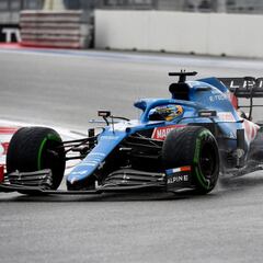 Alpine piropea la magia de Alonso