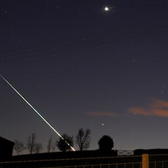 What is the mysterious flying spiral that appeared in the night sky above Hawaii?