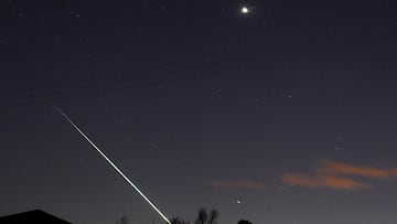 What is the mysterious flying spiral that appeared in the night sky above Hawaii?