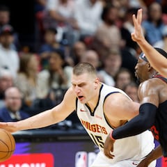 How does the MVP voting process work in the NBA? Who has a vote?