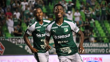 Danny Rosero celebrando un gol con el Deportivo Cali.