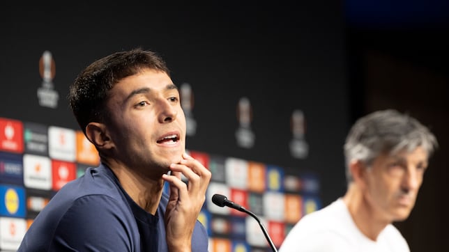 Zubimendi: “Estoy en paz con mi decisión de quedarme en la Real”