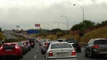 El portero madridista ha subido esta imagen en la que queda constancia del atasco que le ha hecho llegar tarde al entrenamiento.