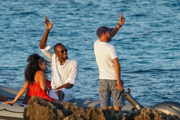El exatleta jamaicano disfruta de unos d¨ªas de descanso en la isla ibicenca.
