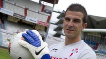 PARTIDO ESPECIAL. Javi Varas, cedido por el Sevilla, vivirá esta noche su particular derbi andaluz contra el Betis en Balaídos.