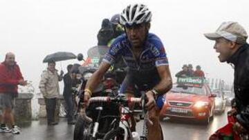 <b>SUPO SUFRIR. </b>Barredo, durante la durísima subida a Lagos.