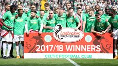 GLASGOW, SCOTLAND - APRIL 29:  The Celtic team celebrate winning the leauge after the Scottish Premier League match between Celtic and Rangers at Celtic Park on April 29, 2018 in Glasgow, Scotland.  (Photo by Ian MacNicol/Getty Images)