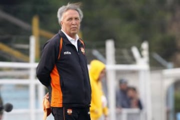 Legendario zaguero de Cobreloa en los años 80, Soto no tuvo éxito en su experiencia al mando del plantel de los mineros.