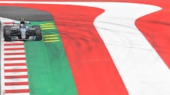 Bottas beats Vettel to Austrian GP pole