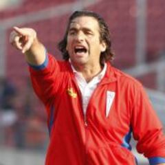 Pizzi encabeza terna que definirá al sucesor de Sampaoli en Chile