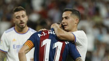 Soccer Football - LaLiga - Real Madrid v Levante - Santiago Bernabeu, Madrid, Spain - May 12, 2022 Levante's Jose Luis Morales looks dejected after being relegated from LaLiga REUTERS/Susana Vera
