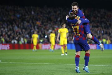 3-0. Antoine Griezmann celebró el tercer tanto con Leo Messi.