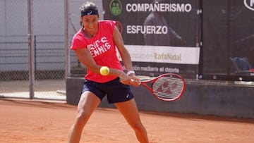 Carolina Garcia entrena en la Rafa Nadal Academy.