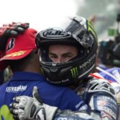 Lorenzo desmiente un pacto para que Márquez le ayude