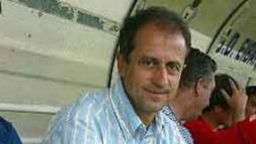 <b>COMPENSACIÓN.</B> El Éibar, con el que Amorrortu aún tenía contrato, recibirá 150.000 euros de la Real Sociedad.