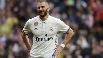  El delantero franc&eacute;s del Real Madrid Karim Benzema durante el partido correspondiente a la trig&eacute;simo quinta jornada de LaLiga Santander disputado ante el Valencia.