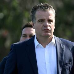 Dennis Te Kloese confiesa interés del Feyenoord por Luis Chávez