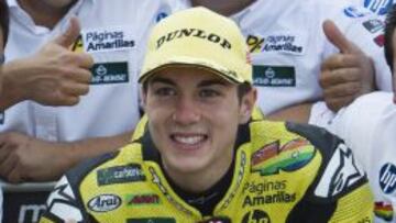 Maverick celebra su pole en Moto 2.