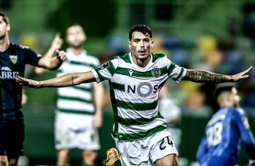 Pedro Porro celebra un gol con el Sporting.