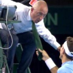 Del Potro tira de la corbata al juez de la Copa Davis