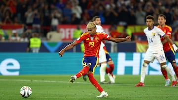 Lamine Yamal calla las dudas de su Balón de Oro con este golazo ante Francia: lo sufre Dembélé