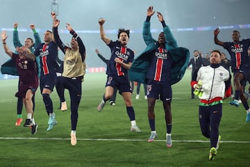 El Paris Saint-Germain celebra la victoria tras finalizar el encuentro. La gran final, PSG-Inter, en el Allianz Arena de Munich.