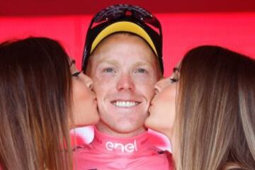 Steven Kruijswijk, segundo en la meta, es el nuevo líder del Giro.
