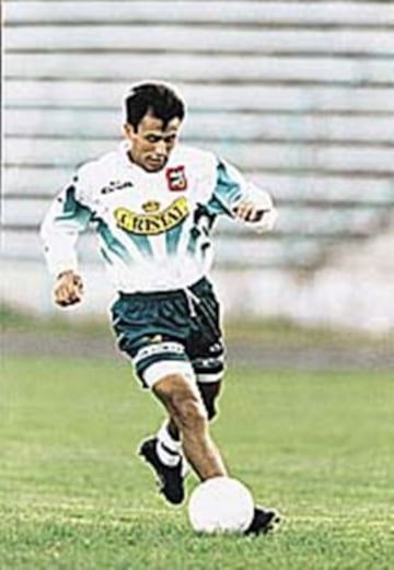 Eric Lecaros: 9 equipos. El atacante anotó en Puerto Montt 18, Antofagasta 11, La Serena 10, D.Concepción 8, Valdivia 7, U.de Chile 7, Palestino 7, Audax Italiano 5 y O'Higgins 1.