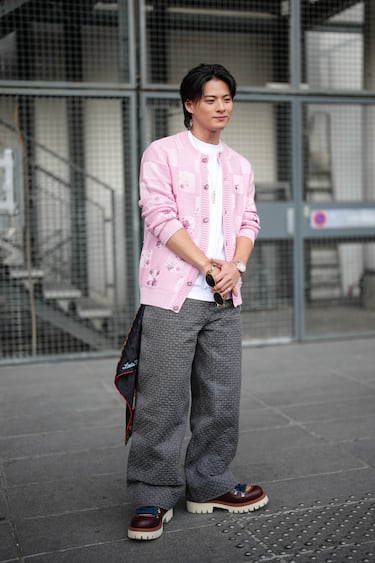Sho Hirano durante el desfile de Louis Vuitton Menswear Primavera/Verano 2026, en el marco de la Semana de la Moda de París, el 24 de junio de 2025 en París, Francia.