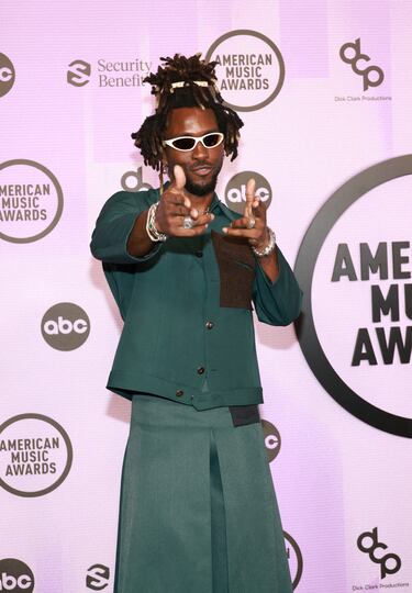 SAINt JHN durante la alfombra de los premios. 