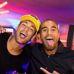 Neymar tiene nueva casa: cinco plantas y 5.000 metros cuadrados de jardín