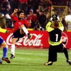 Chile no derrota hace 15 años a Brasil en partidos 'A'