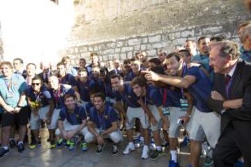 Visita de los jugadores del Barcelona a la Basílica de la Natividad en Belén