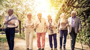 Ni sudokus ni caminar: la clave para que los jubilados logren el bienestar se consigue de una forma mucho más simple