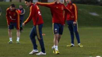 Canales bromea con Koke ayer.